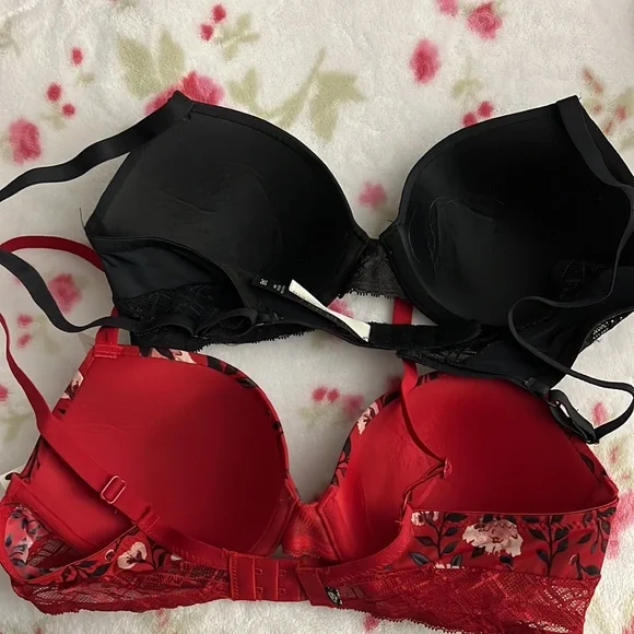 Anne Klein Bras (2) - Picture 2 of 9